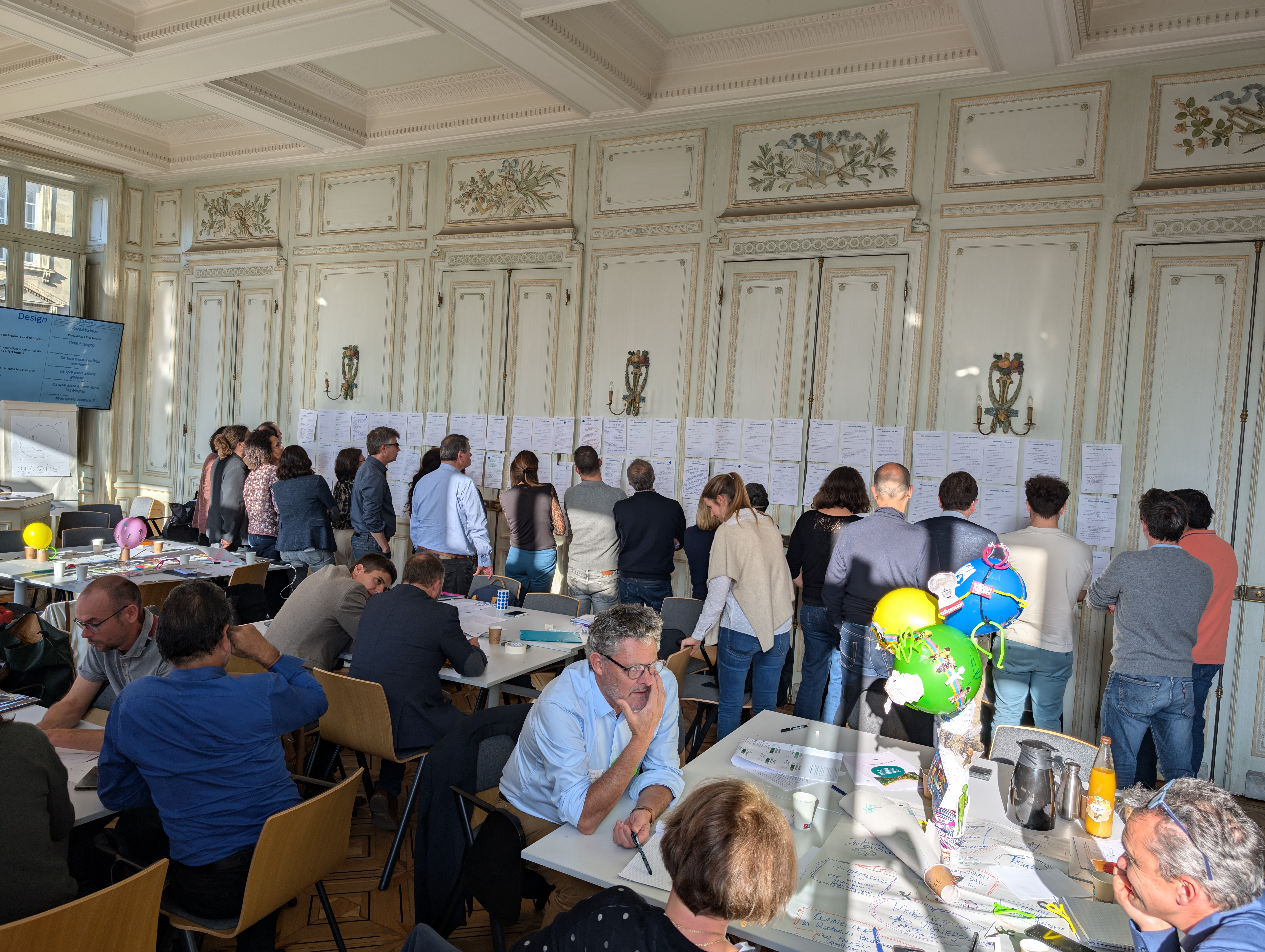 mobiliser hors des murs